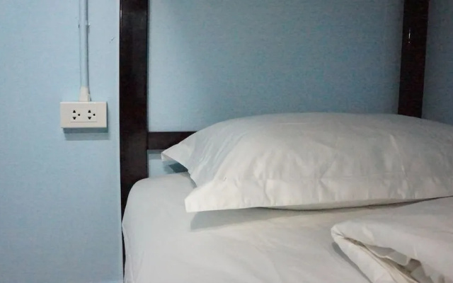 Blue House Hua Lamphong - Hostel