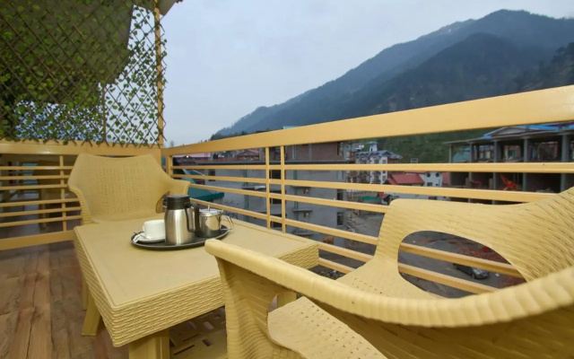 Hotel Avishi Greens