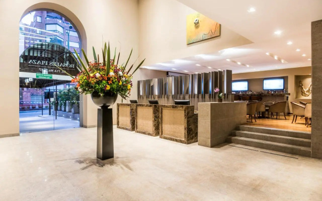 Hotel Rosales Plaza