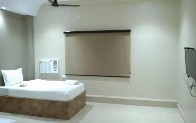 Hotel Sukhdham