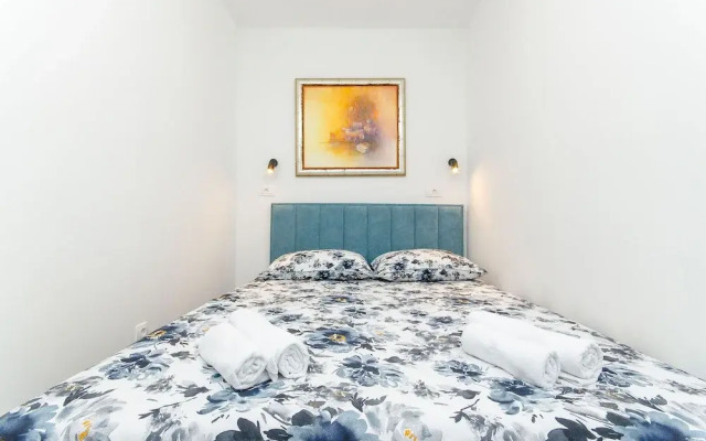 Apartment Lapis