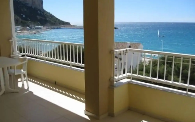 Apartamentos la Reina
