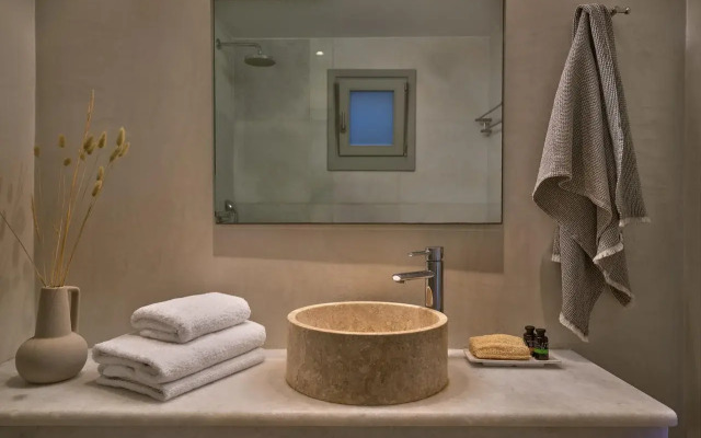 Ios Palace Hotel & Spa