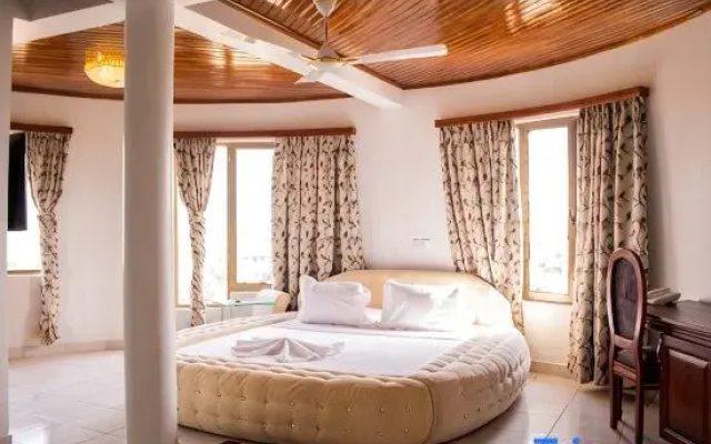 Odjidja Royal Palace Hotel