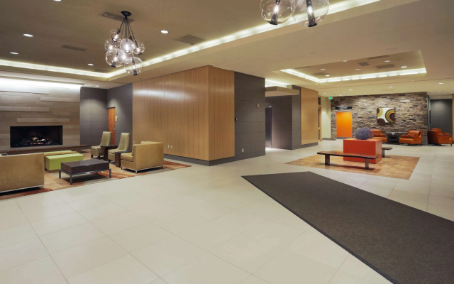 Radisson Hotel Salt Lake City Downtown