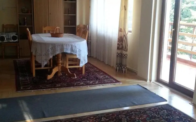 Apartamente Private