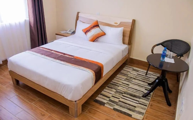 Kiandani Hotel