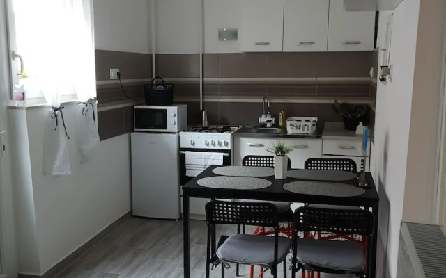 Vár-Torony Apartman