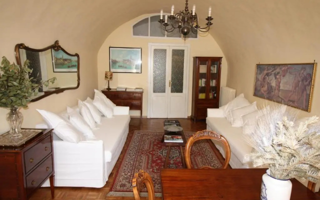 Fiamma Apartment