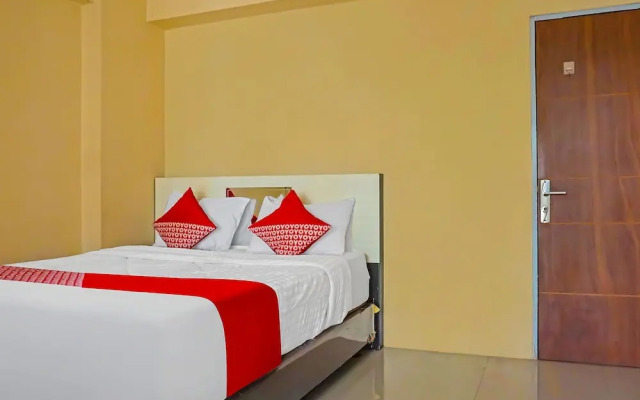 OYO 92292 Nadjla Property Cibubur Village