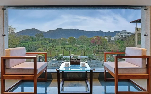 Villa Le Palm - Luxury Resort Near Fateh Sagar Lake (3 KM) Udaipur