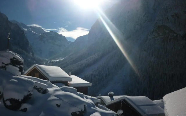 Chalet Analma
