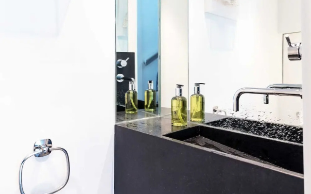Notting Hill Apartment