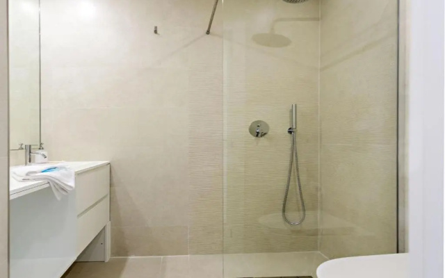 Faro Clara Suites