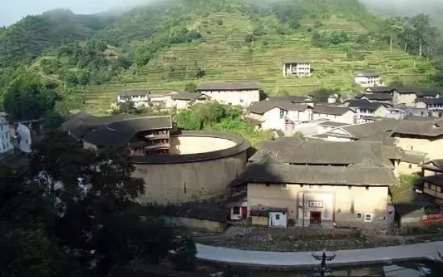 Weiqunlou Inn No. 1