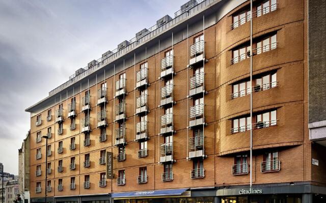 Отель Citadines Barbican London вид на фасад