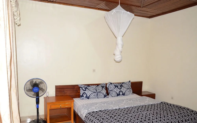 Tinho Guest House