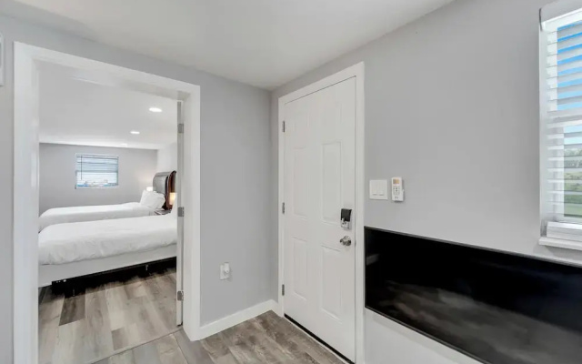 8820 Rocky Creek Drive Unit B