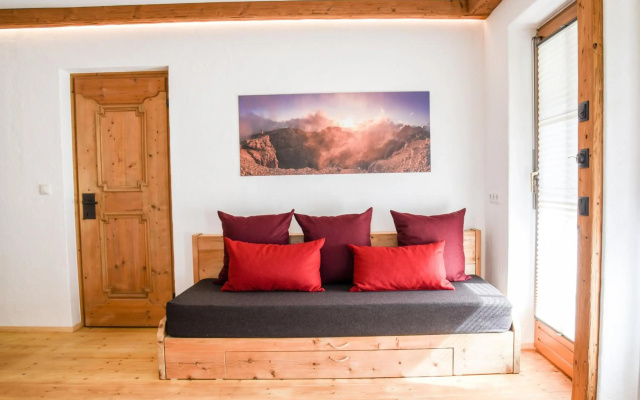 Rocca Apartments