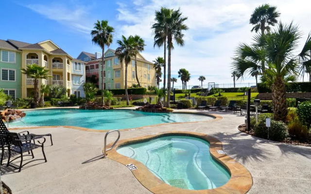 Aurora by Ryson Vacation Rentals
