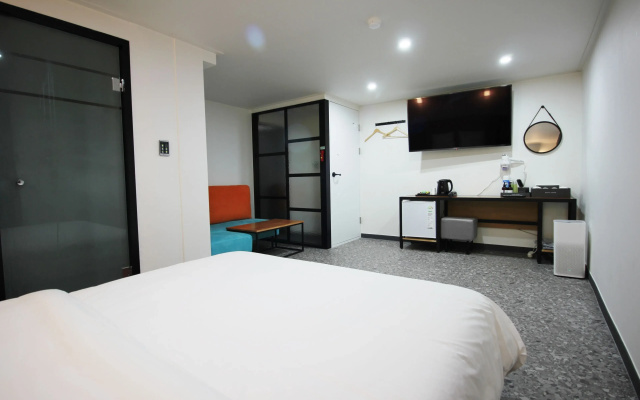 Hotel Bronze