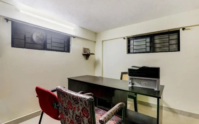 Skyway Inn by OYO Rooms