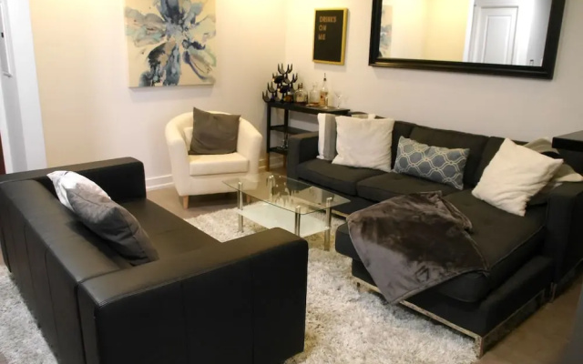 Newly Designed 1BR Condo