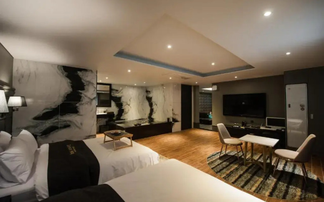 Hotel Amare Suwon