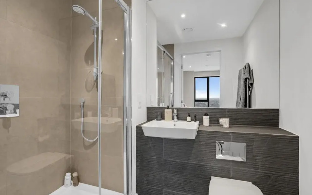Elegant Two-bedroom Flat With a Spacious Balcony