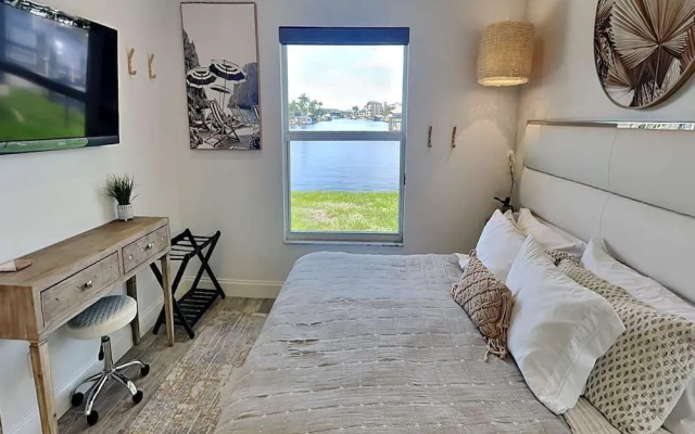 Nauti Mermaid by Distinctive Beach Rentals