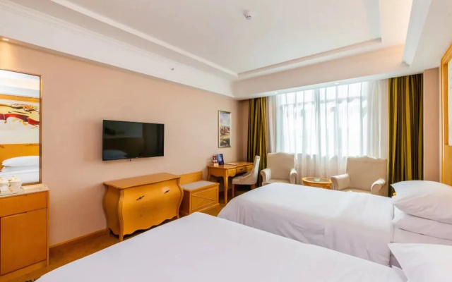 Vienna Hotel Foshan High-speed Railway Station Guidan Road Branch