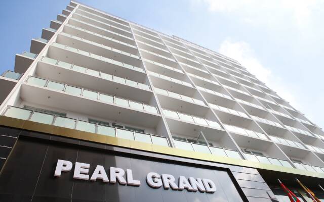 Pearl Grand Hotel вид на фасад