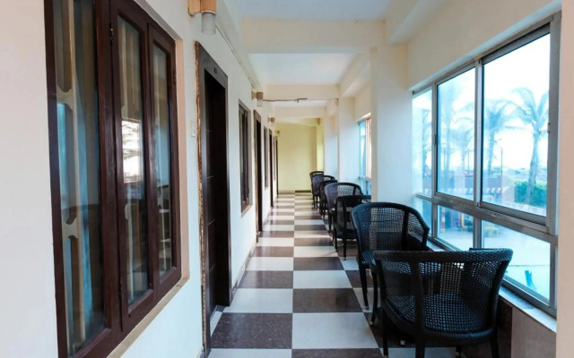 Hotel Sapphire International