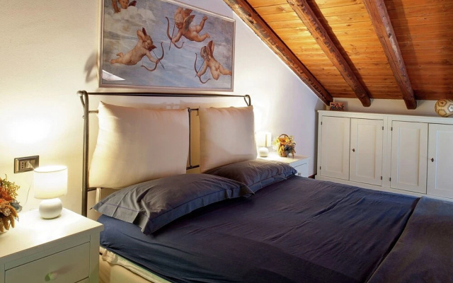 Apartment in Costermano With Garden, Sauna, Swimming Pool