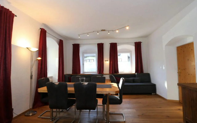 Apartment in Fugen Near Spieljochbahn