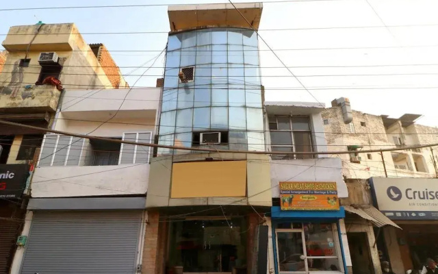 Hotel Gulshan by OYO Rooms