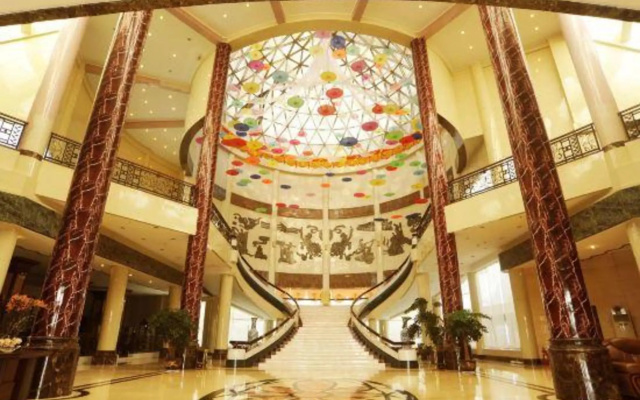 Dongfang Hotel