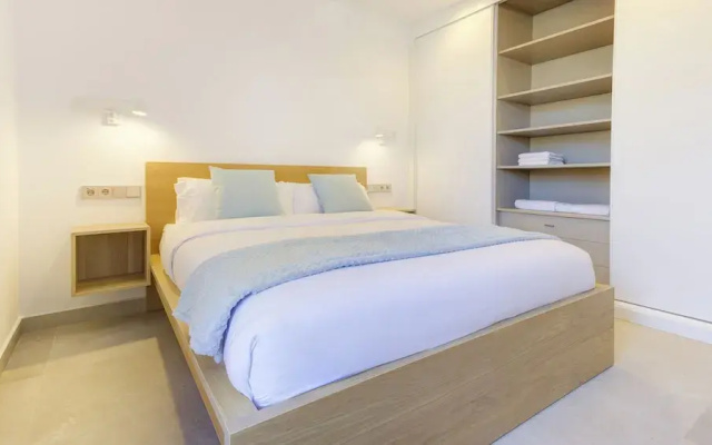 Calm Beach Apartments