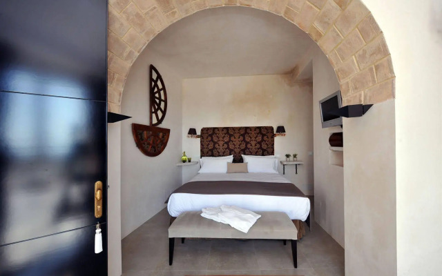 Boutique Hotel V-by Grupo Tribu