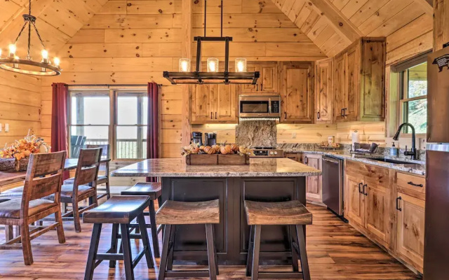 Spacious Mountain Retreat w/ Hot Tub + Views!