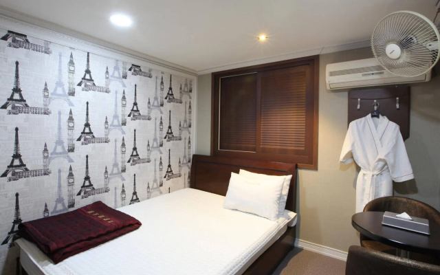 Top Motel