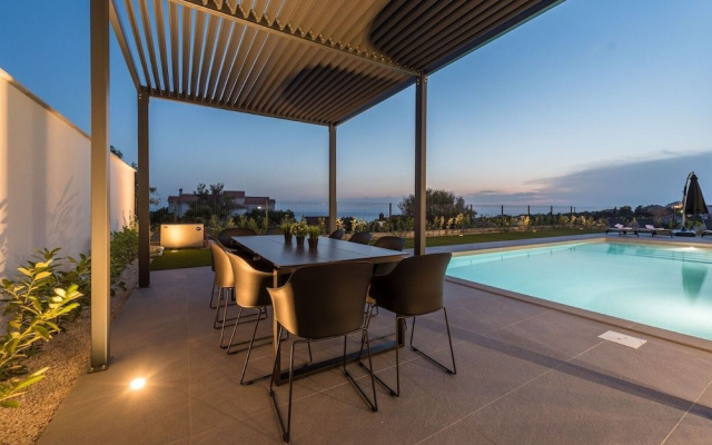 Villa Aria
