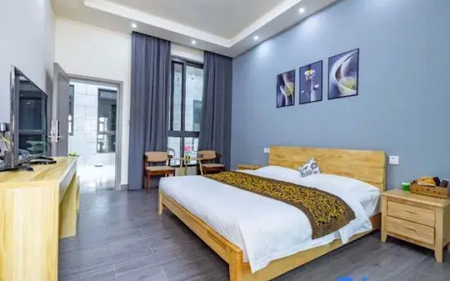Qingcheng Mountain Banshan Bianxia Homestay