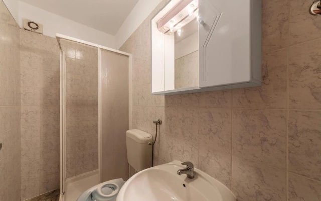 Stunning Home in Pula With Wifi and 5 Bedrooms
