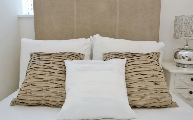 Virtue Apartments - the Grove