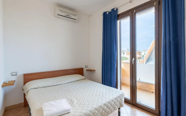 In the Residence, Terrace and air Conditioning