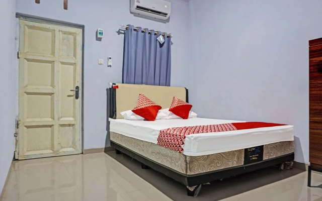 Adhyaksa Homestay By OYO