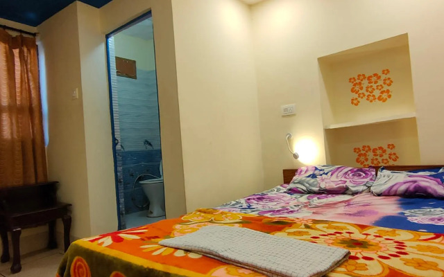 Shivam Paying Guest House