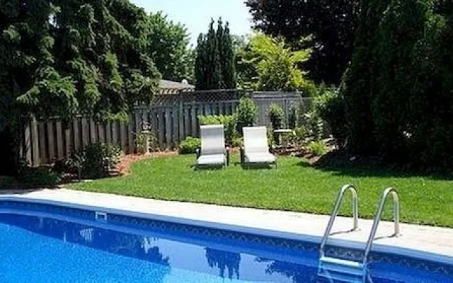 Village Green Bed and Breakfast