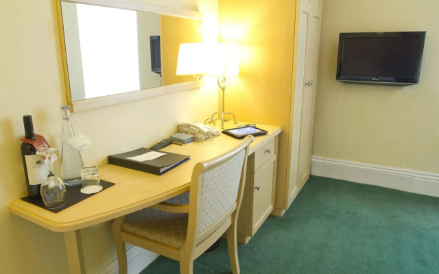 hotelImage